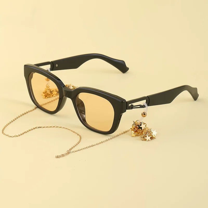 Sunglasses With Chain Women 2021 Luxury Brand GM Trendy Square Sun Glasses For Female Eyewear
Sunglasses With Chain Women 2021 Luxury Brand GM Trendy Square Sun Glasses For Female Eyewear