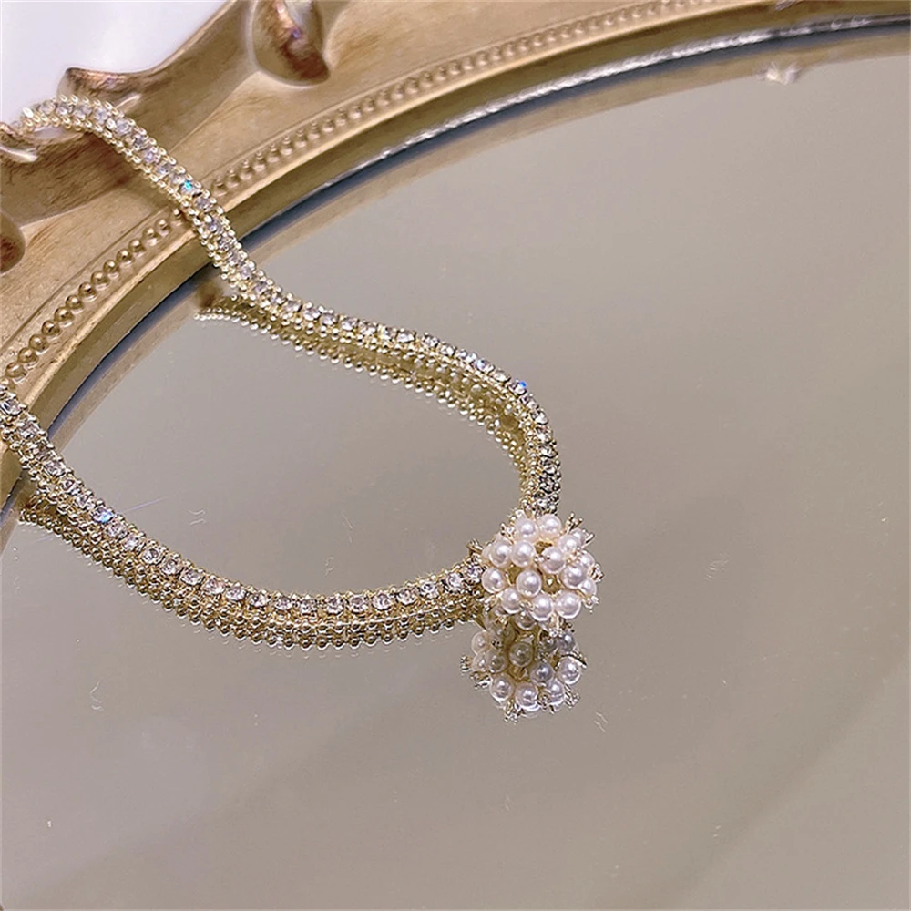 Korean Crystal Rhinestone Pearls Ball Choker Necklace Women Wedding Accessories Chain Punk Gothic Chokers Jewelry Collier Femme
Korean Crystal Rhinestone Pearls Ball Choker Necklace Women Wedding Accessories Chain Punk Gothic Chokers Jewelry Collier Femme