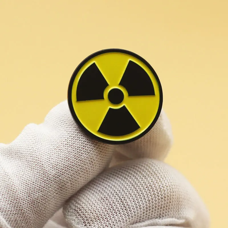 Radioactive Radiation Sign Badge Backpack Denim Clothing Fashion Accessories Small Jewelry Trend Creative Metal Brooches Logo
Radioactive Radiation Sign Badge Backpack Denim Clothing Fashion Accessories Small Jewelry Trend Creative Metal Brooches Logo