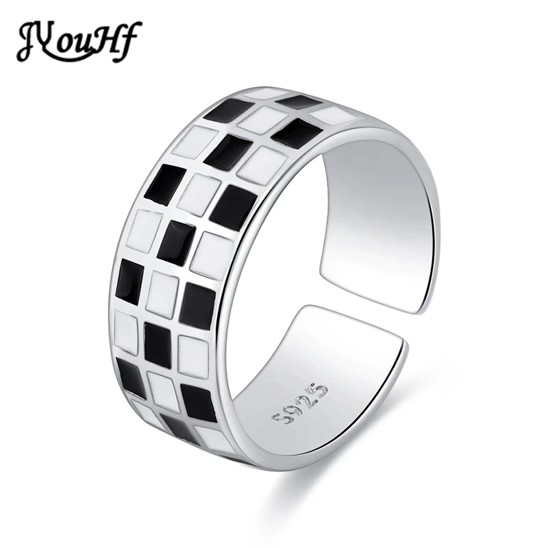 925 Sterling Silver Wide Knuckle Rings for Women Fashion Personality Checkerboard Shaped Black White Plaid Open Ring Jewelry
925 Sterling Silver Wide Knuckle Rings for Women Fashion Personality Checkerboard Shaped Black White Plaid Open Ring Jewelry