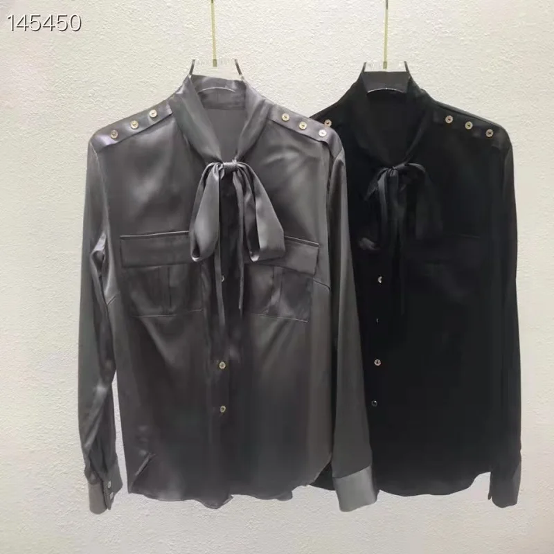 Top Quality Silk Blouse Shirt 2022 Spring Summer Fashion Grey Black Shirts Women Bow Collar Button Shoulder Long Sleeve Shirts
Top Quality Silk Blouse Shirt 2022 Spring Summer Fashion Grey Black Shirts Women Bow Collar Button Shoulder Long Sleeve Shirts