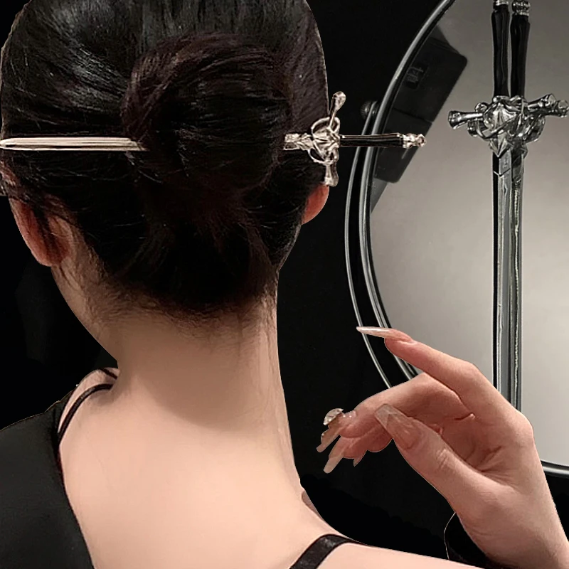 Chinese Fashion Long Sword Hair Sticks Women's Back Pan Hair Headwears Silver Senior Punk Personality Party Gifts Accessories 
Chinese Fashion Long Sword Hair Sticks Women's Back Pan Hair Headwears Silver Senior Punk Personality Party Gifts Accessories