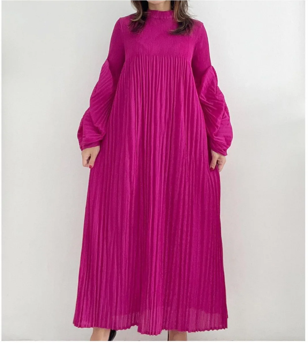 Miyake Pleated Loose Oversized Women's Fashion Casual Puff Sleeve Mid Length Dress
Miyake Pleated Loose Oversized Women's Fashion Casual Puff Sleeve Mid Length Dress