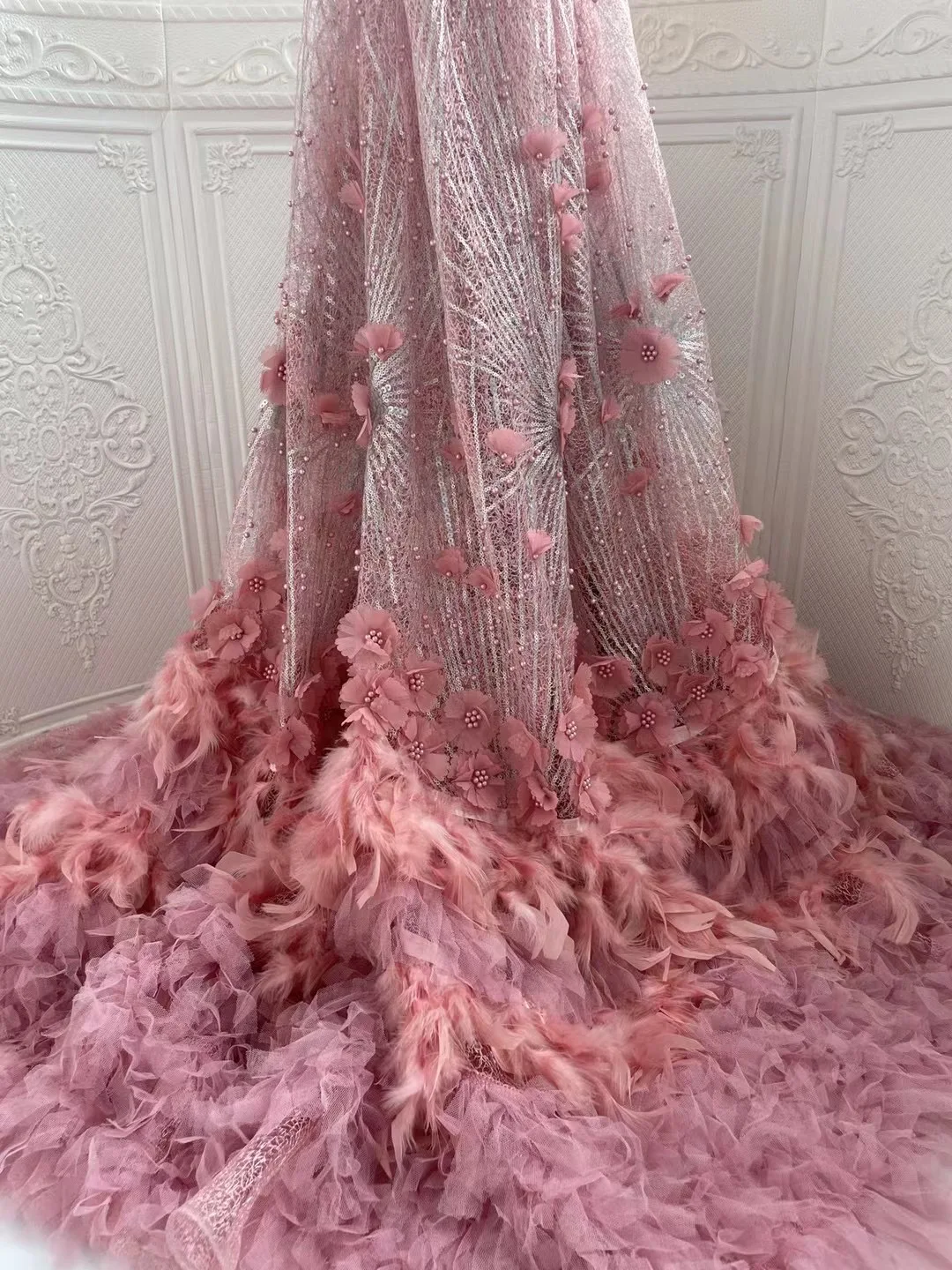 2022 Latest Nigerian Pink Handmade Feather Colorful Soft Lace Fabric African Luxury Pearl Fabric French For Wedding Party Dress
2022 Latest Nigerian Pink Handmade Feather Colorful Soft Lace Fabric African Luxury Pearl Fabric French For Wedding Party Dress