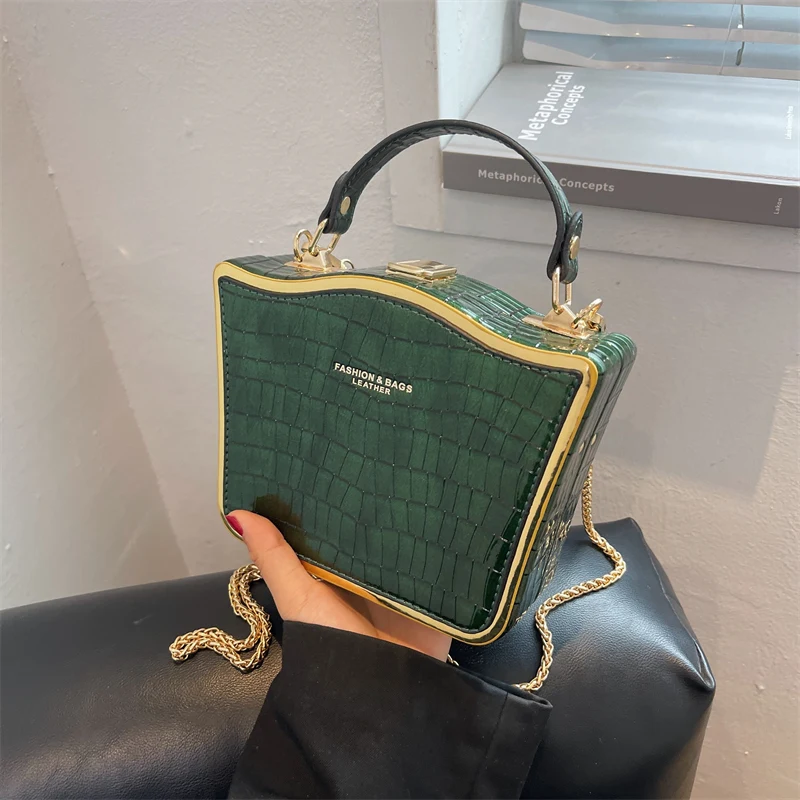 Luxury Band Designer Crossbody Bags Box Handbag Purse Women Shoulder Bag 2022 New Fashion Laides Messenger Bag High Quality
Luxury Band Designer Crossbody Bags Box Handbag Purse Women Shoulder Bag 2022 New Fashion Laides Messenger Bag High Quality