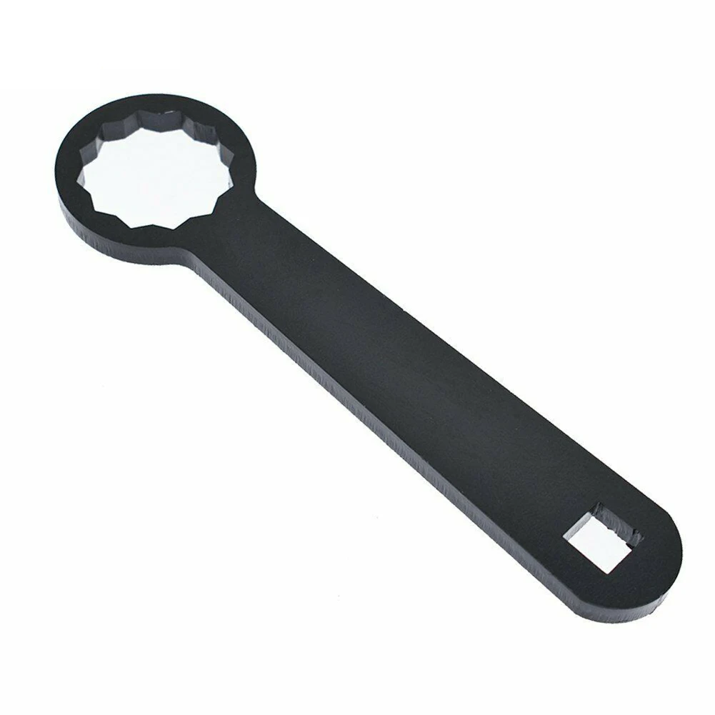 Tool Rear Axle Wrench 1 Piece Black Fit For Motorcycle Rear Axle High Quality Steel Replace Replace HD-47925 & 4882 Replacement
Tool Rear Axle Wrench 1 Piece Black Fit For Motorcycle Rear Axle High Quality Steel Replace Replace HD-47925 & 4882 Replacement