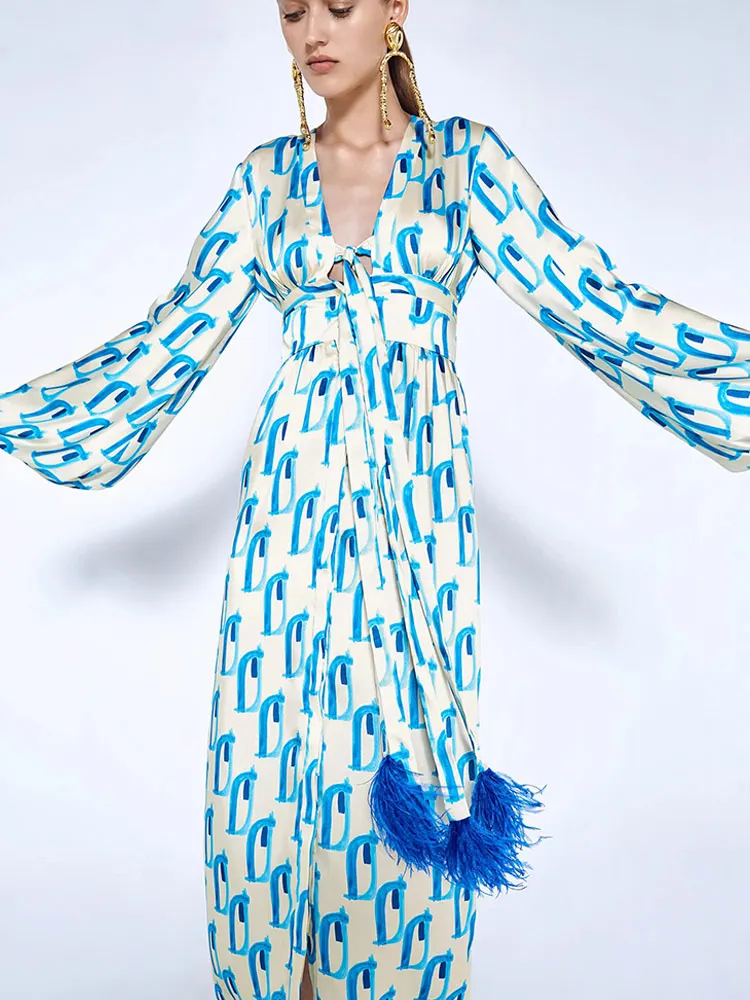 Женское атласное платье средней длины, элегантное платье с V-образным вырезом, завязкой и перьями, праздничная одежда для женщин, лето 2022
Женское атласное платье средней длины, элегантное платье с V-образным вырезом, завязкой и перьями, праздничная одежда для женщин, лето 2022