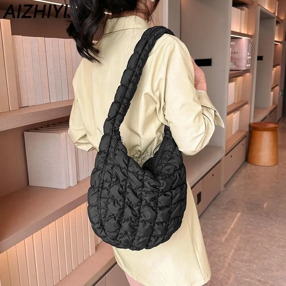 Quilted Crossbody Bag for Women Pleated Handbags Padded Cloud Shoulder Bags Ruched Bubbles Tote Bag Nylon Casual Messenger Bag
Quilted Crossbody Bag for Women Pleated Handbags Padded Cloud Shoulder Bags Ruched Bubbles Tote Bag Nylon Casual Messenger Bag