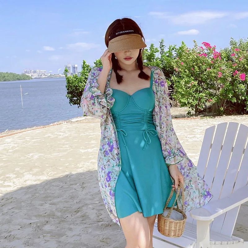 Women Sexy Micro Halter Swimwear 2023 New 6XL Oversized Floral Print One Piece Swimsuit Backless Beach Dress Push Up Swimwear
Women Sexy Micro Halter Swimwear 2023 New 6XL Oversized Floral Print One Piece Swimsuit Backless Beach Dress Push Up Swimwear
