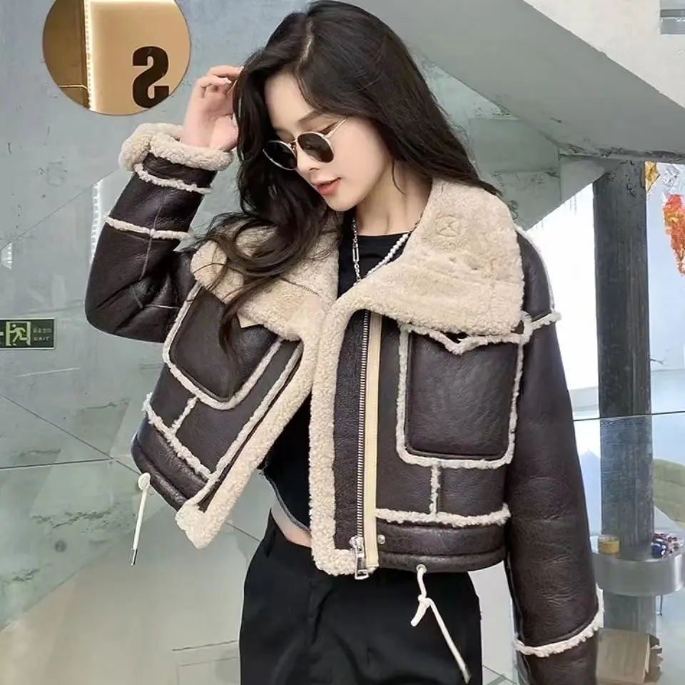 Winter Women Faux Shearling Jackets Sheepskin Fake Leather Loose Jackets Coat Lady Thick Warm Suede Lambs Short Coats V73
Winter Women Faux Shearling Jackets Sheepskin Fake Leather Loose Jackets Coat Lady Thick Warm Suede Lambs Short Coats V73