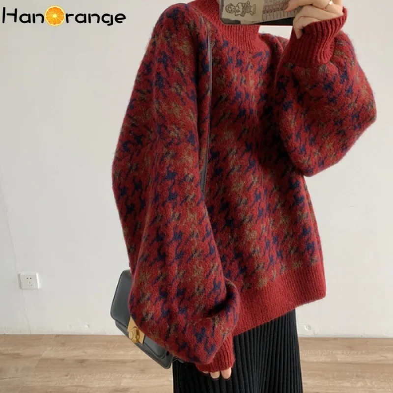 HanOrange Retro Houndstooth Half Turtleneck Sweater 2022 Spring Autumn Soft Faux Cow Fleece Comfortable Warm Loose Knit Pullover
HanOrange Retro Houndstooth Half Turtleneck Sweater 2022 Spring Autumn Soft Faux Cow Fleece Comfortable Warm Loose Knit Pullover