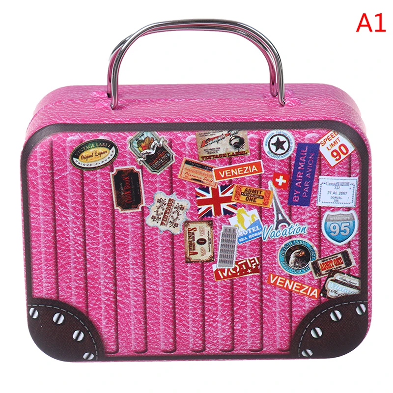 Fashion Metal Mini Suitcase for Dolls Miniature Toys Trunk Dollhouse Decoration Lovely Small Handbag for Dolls Fashion Accessory
Fashion Metal Mini Suitcase for Dolls Miniature Toys Trunk Dollhouse Decoration Lovely Small Handbag for Dolls Fashion Accessory