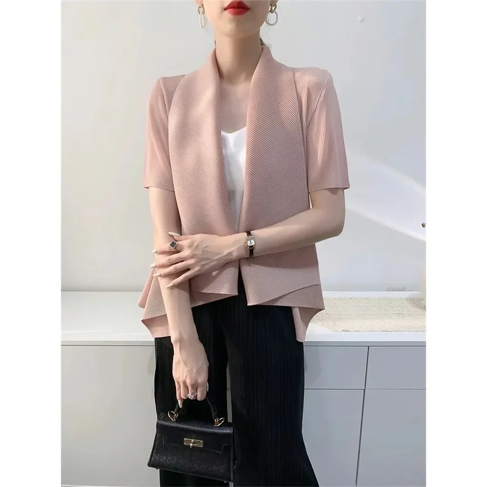 Женский весенний кардиган миаке, повседневный плиссированный простой и универсальный тонкий кардиган с длинными рукавами
Женский весенний кардиган миаке, повседневный плиссированный простой и универсальный тонкий кардиган с длинными рукавами