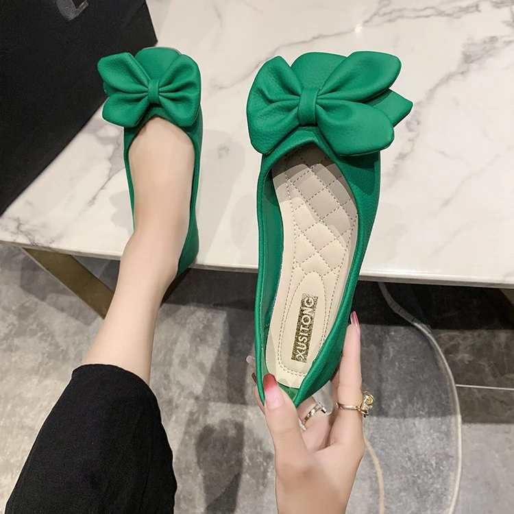 New Fashion Pumps Soft Casual Women Sneakers 2023 Fashion Women Low Heel Square Toe Bow Solid Color Ladies Flat Shoes
New Fashion Pumps Soft Casual Women Sneakers 2023 Fashion Women Low Heel Square Toe Bow Solid Color Ladies Flat Shoes