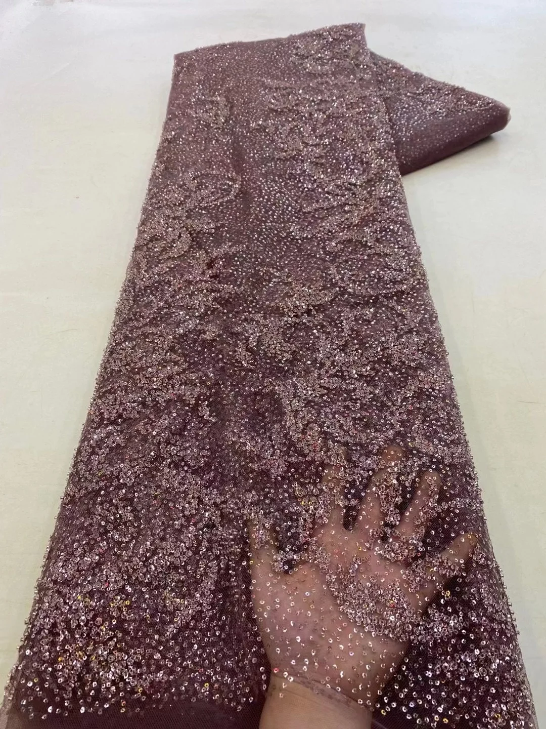 Latest Heavy Beaded African Handcut Lace Fabric 2023 High Quality Sequins French Lace Fabric For Nigerian Wedding Evening Lace 
Latest Heavy Beaded African Handcut Lace Fabric 2023 High Quality Sequins French Lace Fabric For Nigerian Wedding Evening Lace
