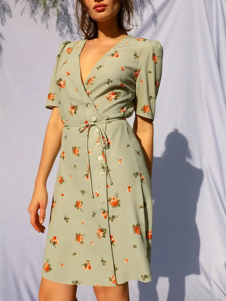 Floral Printed Women Prairie Chic Wrap Dress Lace-up V-neck Female Short Sleeve Knee-length Robe 2022 new
Floral Printed Women Prairie Chic Wrap Dress Lace-up V-neck Female Short Sleeve Knee-length Robe 2022 new