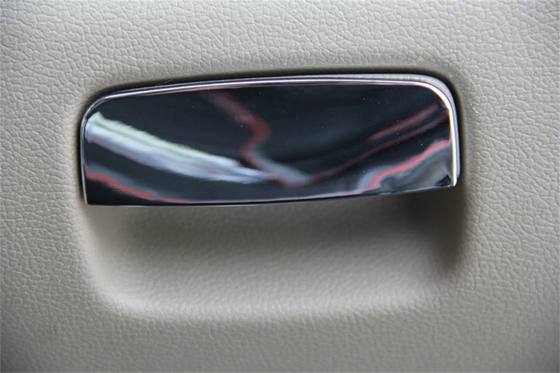 Car Glove box Handshandle ABS Chrome For Hyundai TOYOTA Solaris Accent Sedan Hatchback 2018-2022 Plate Car Accessories
Car Glove box Handshandle ABS Chrome For Hyundai TOYOTA Solaris Accent Sedan Hatchback 2018-2022 Plate Car Accessories