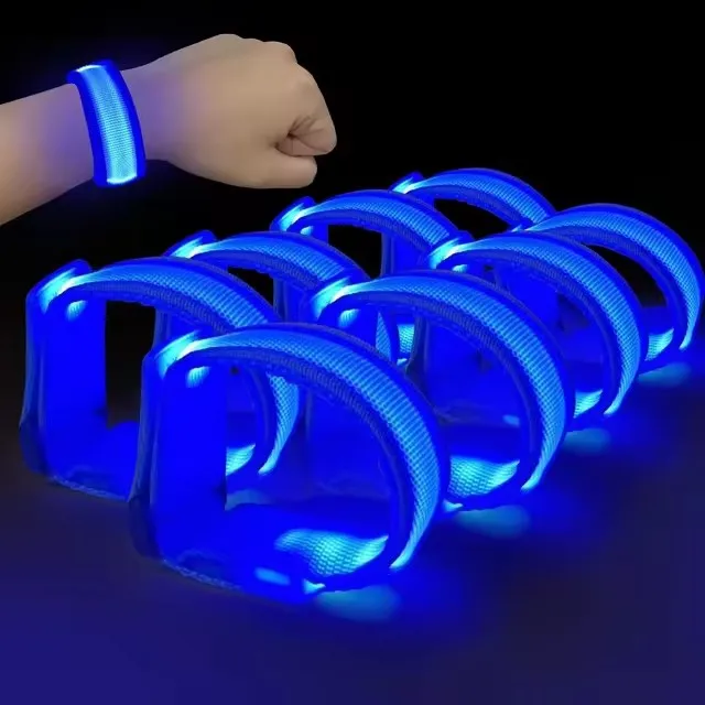 Светящиеся браслеты LED набор из 6 штук
Светящиеся браслеты LED набор из 6 штук