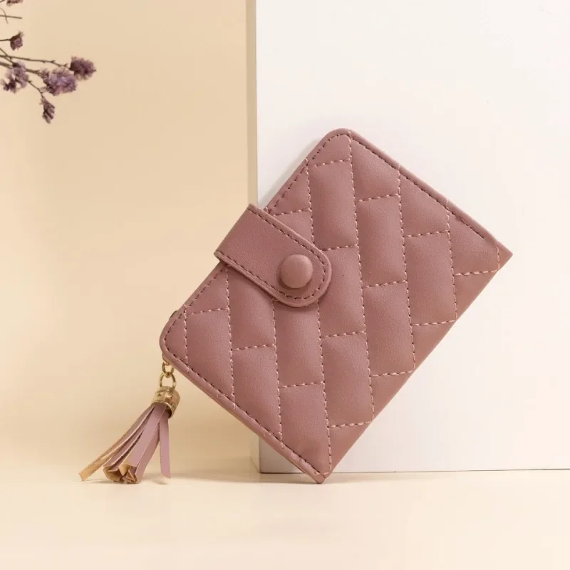 New Lingge European and American Fashion Women's Small Purse Female Short Student Korean Version Coin Wallet Female Card Bag
New Lingge European and American Fashion Women's Small Purse Female Short Student Korean Version Coin Wallet Female Card Bag