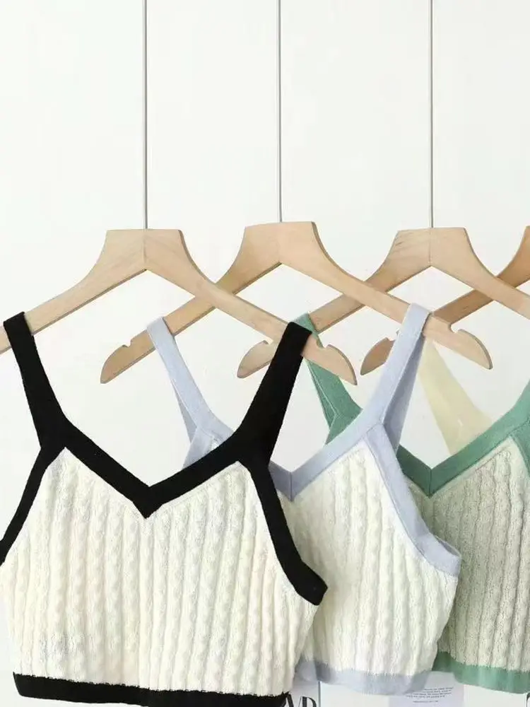 Women Tops2022 Summer New Contrast Color Sling Short Knitted Women Vest Bottom Wrap Chest
Women Tops2022 Summer New Contrast Color Sling Short Knitted Women Vest Bottom Wrap Chest