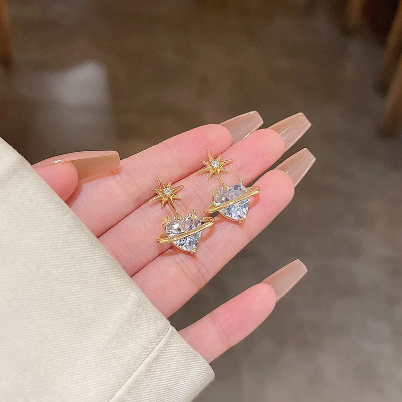 Romance White Heart Zirconia Earrings Women Alloy Blue Irregular Earrings European and American Banquet Fashion Jewelry Single
Romance White Heart Zirconia Earrings Women Alloy Blue Irregular Earrings European and American Banquet Fashion Jewelry Single