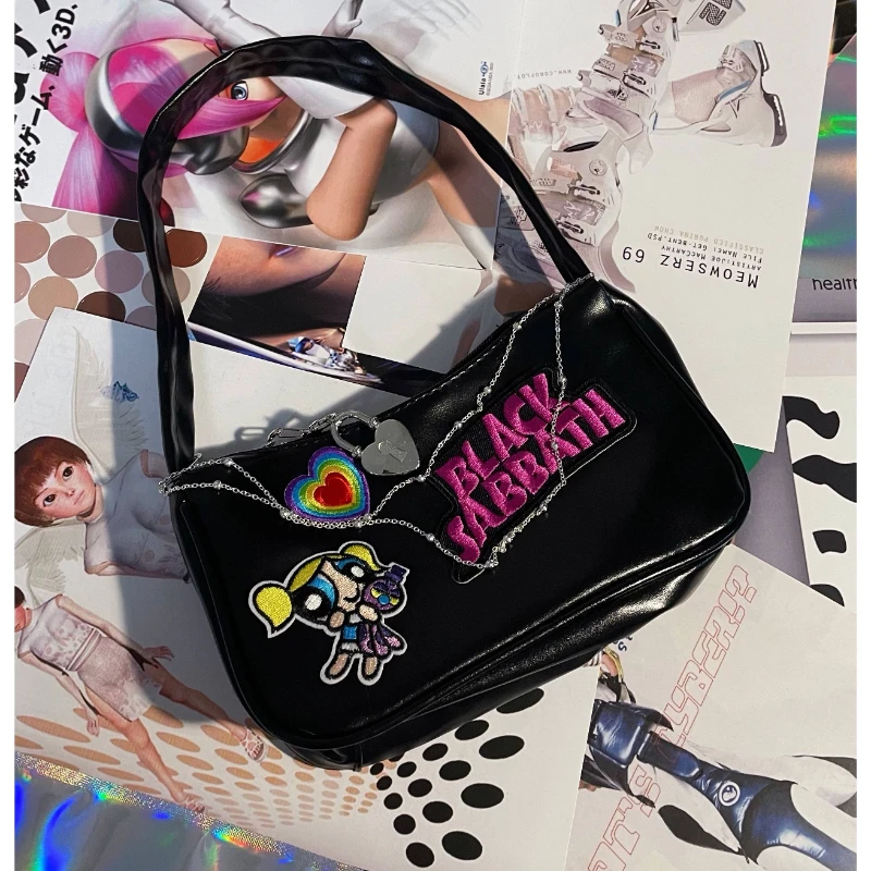 y2k hot girl wind earth cool underarm bag retro small female police Europe and the United States niche shoulder bag
y2k hot girl wind earth cool underarm bag retro small female police Europe and the United States niche shoulder bag
