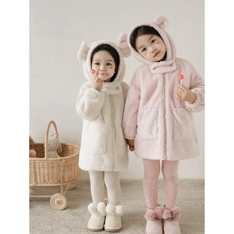 2023 AncoBear Baby Girls Winter Plush Jacket Kids Kawaii Bear's Ears Hooded Zip-up Coat Children Warm Thick Casual Outerwear
2023 AncoBear Baby Girls Winter Plush Jacket Kids Kawaii Bear's Ears Hooded Zip-up Coat Children Warm Thick Casual Outerwear