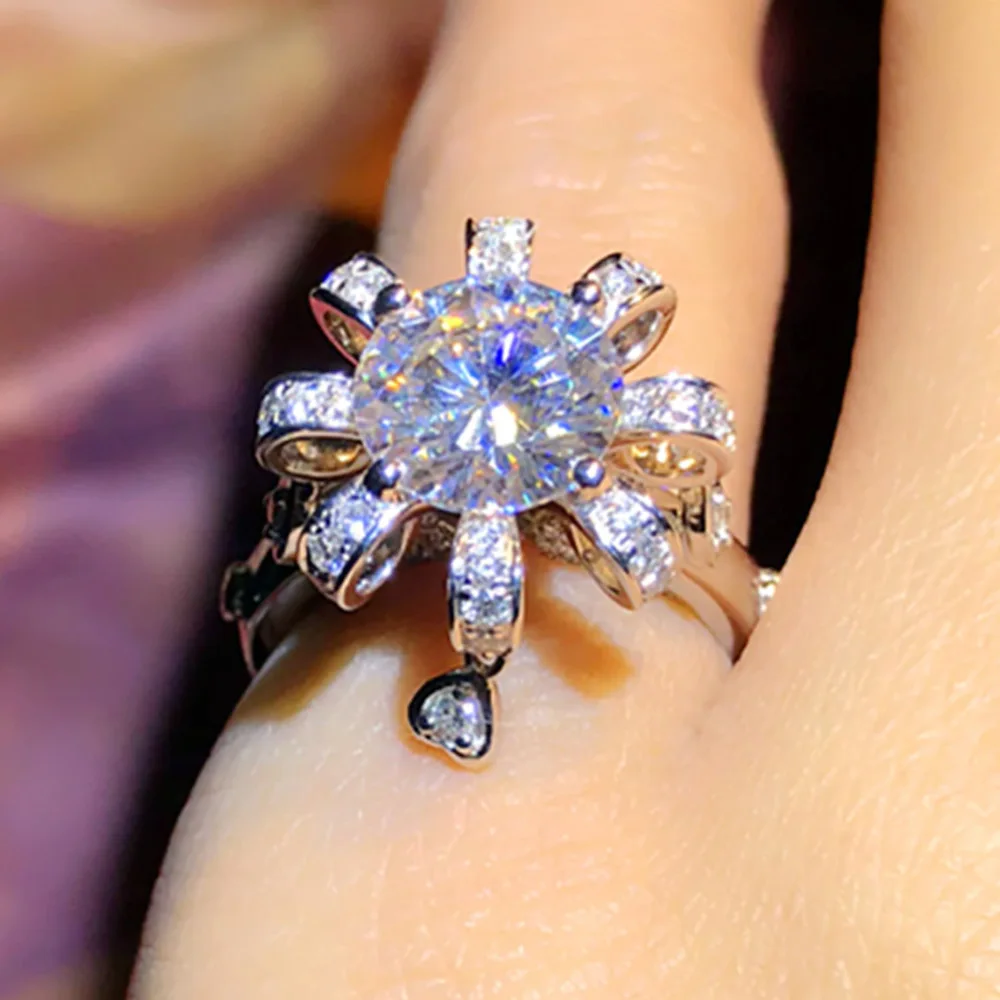 Huitan Creative Flower Shaped Cubic Zirconia Rings for Women Full Bling Iced Out Lady's Ring Anniversary Party Fashion Jewelry
Huitan Creative Flower Shaped Cubic Zirconia Rings for Women Full Bling Iced Out Lady's Ring Anniversary Party Fashion Jewelry