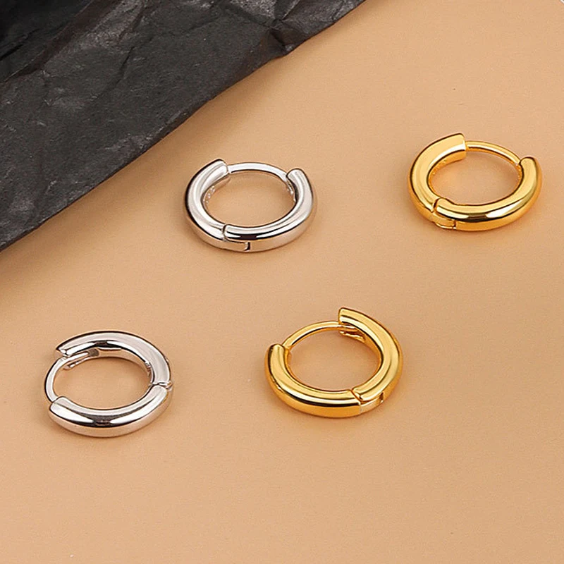 Fashion Silver 925 Ring Round Smooth Hoop Earrings For Women Vintage Small Gold Earrings Party Wedding Luxury Woman Jewelry
Fashion Silver 925 Ring Round Smooth Hoop Earrings For Women Vintage Small Gold Earrings Party Wedding Luxury Woman Jewelry