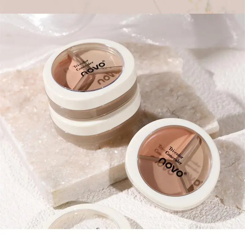 High Concealer Power Concealer Cream Natural Long-term Effect Brighten Skin Tone Three Color Concealer Fine Texture Moisturizing
High Concealer Power Concealer Cream Natural Long-term Effect Brighten Skin Tone Three Color Concealer Fine Texture Moisturizing
