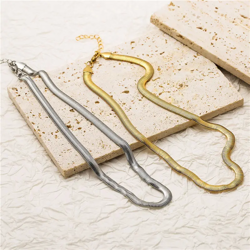 HECHENG,Tubogas Necklace Stainless Steel,Fashion Snake Necklace Cholker Super Soft for Women Girls 18K Gold Plated
HECHENG,Tubogas Necklace Stainless Steel,Fashion Snake Necklace Cholker Super Soft for Women Girls 18K Gold Plated