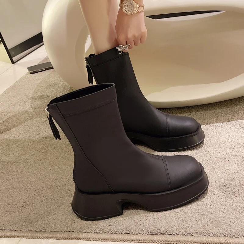Boots Womens Fall 2022 Rear Zipper Motorcycle Short Boots Wild British Style Platform Retro Boots Platform Shoes Women Boots
Boots Womens Fall 2022 Rear Zipper Motorcycle Short Boots Wild British Style Platform Retro Boots Platform Shoes Women Boots