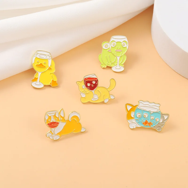 Small Animals New Year Gift Friends Raise Enamel Pin Lapel Christmas Women's Brooch Badges Jewelry Fashion
Small Animals New Year Gift Friends Raise Enamel Pin Lapel Christmas Women's Brooch Badges Jewelry Fashion