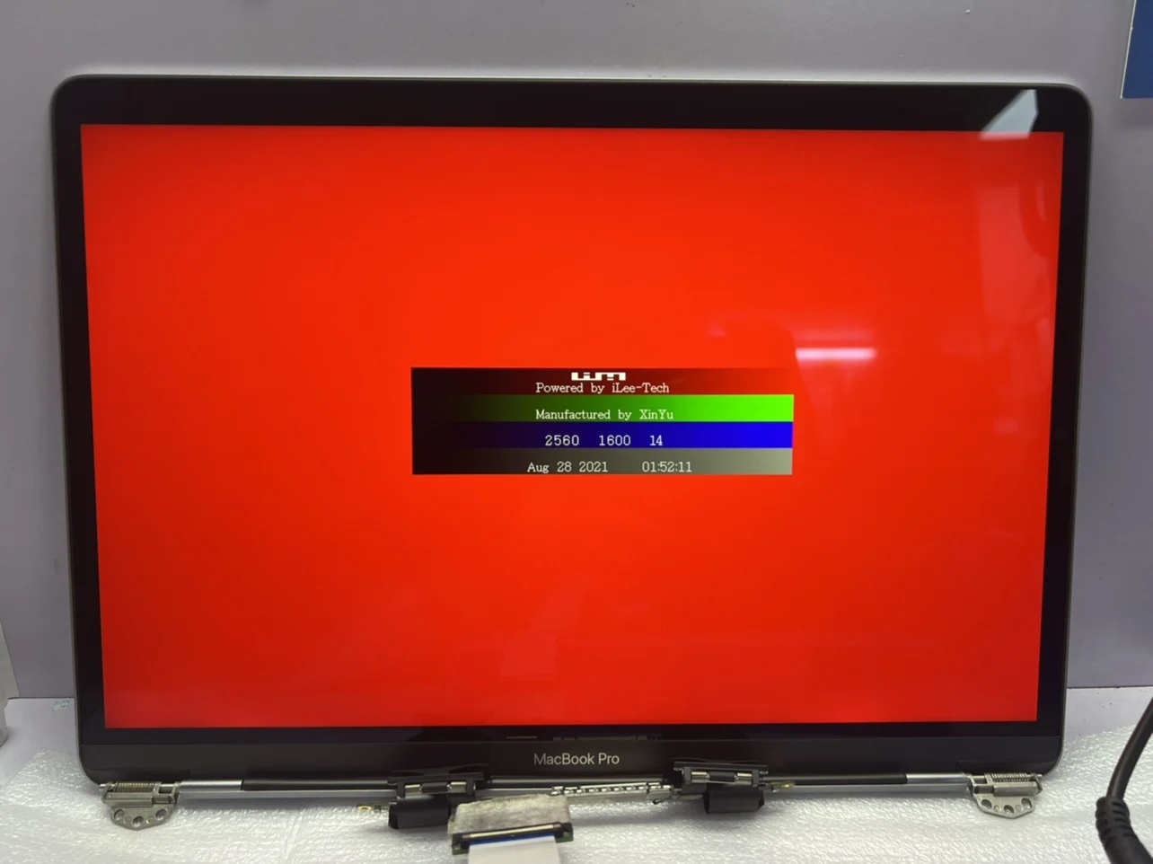 New For MacBook Pro Retina 13.3" A2338 LCD Display Assembly Full Complete Screen
New For MacBook Pro Retina 13.3" A2338 LCD Display Assembly Full Complete Screen