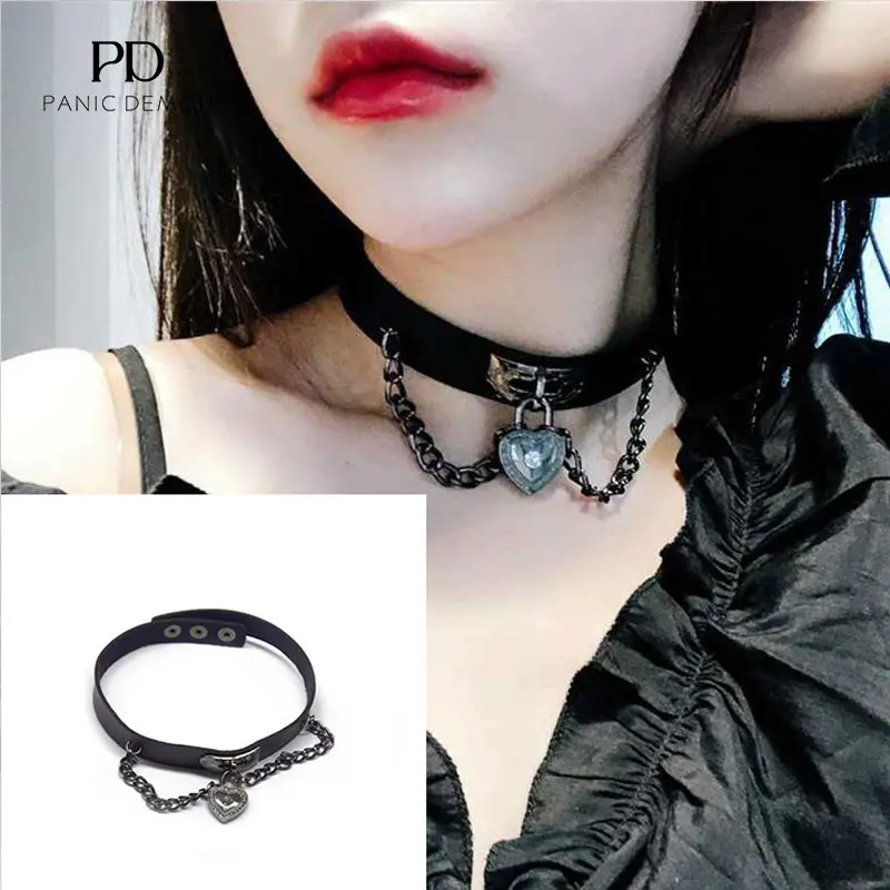 New Trend Punk Cool Metal Chain Love Lock Collar Choker Peach Heart Skin Clavicle Chain Dark Girl
New Trend Punk Cool Metal Chain Love Lock Collar Choker Peach Heart Skin Clavicle Chain Dark Girl