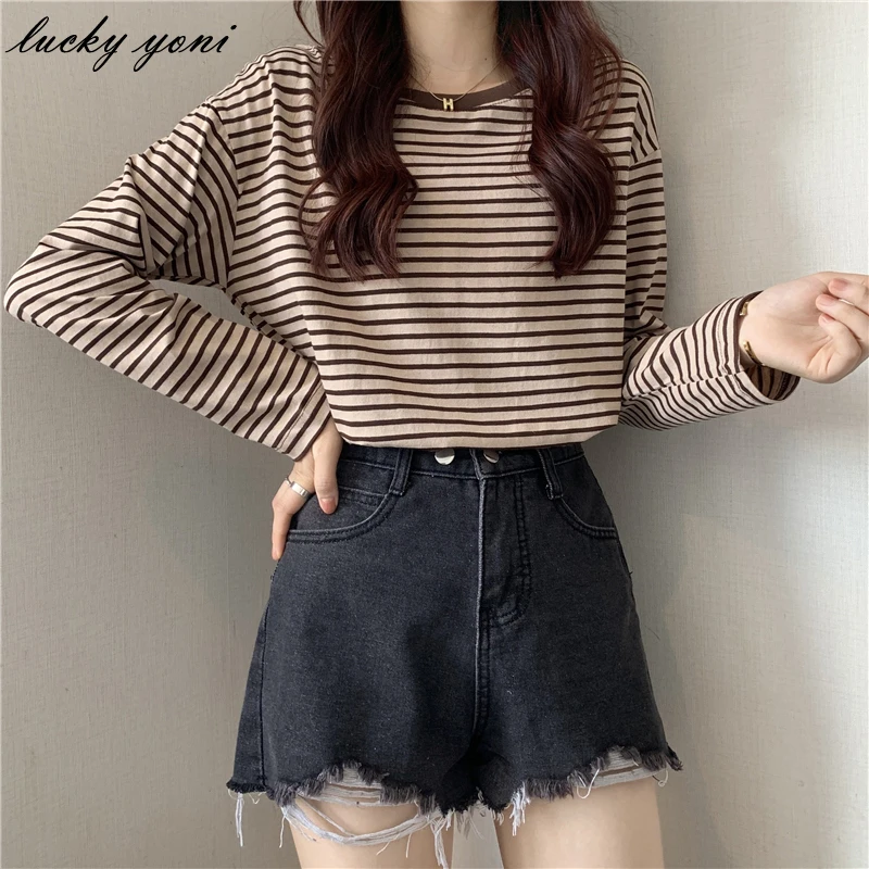 Футболка Yoni Женская Базовая в полоску, Модный повседневный свободный универсальный топ с круглым вырезом и длинным рукавом, в Корейском сти...
Футболка Yoni Женская Базовая в полоску, Модный повседневный свободный универсальный топ с круглым вырезом и длинным рукавом, в Корейском сти...