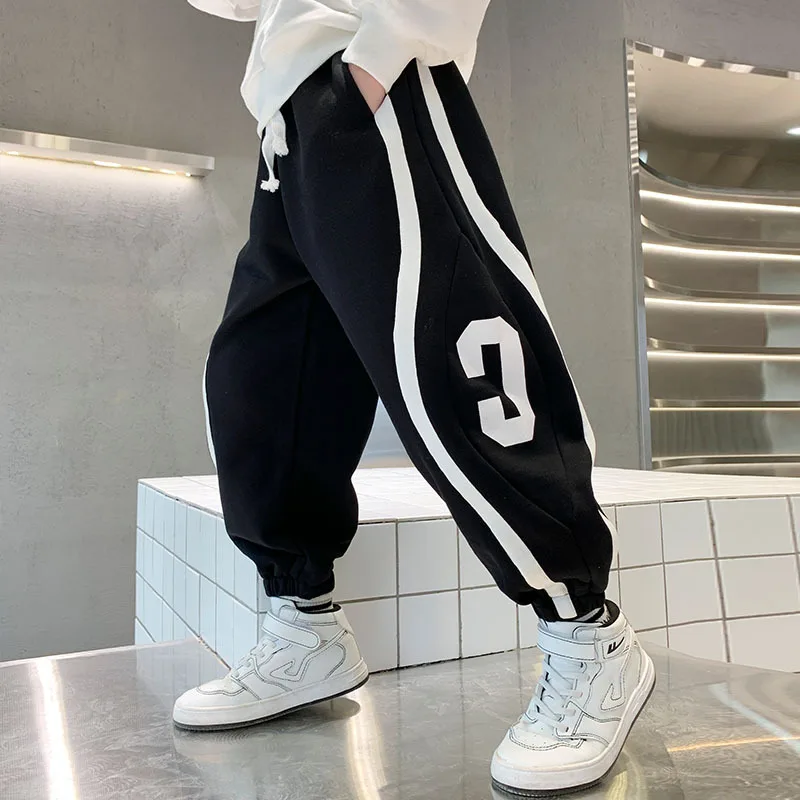 Детские брюки для мальчиков на весну и осень 2022, модные длинные брюки для отдыха, осенние спортивные брюки, синие, черные длинные брюки
Детские брюки для мальчиков на весну и осень 2022, модные длинные брюки для отдыха, осенние спортивные брюки, синие, черные длинные брюки