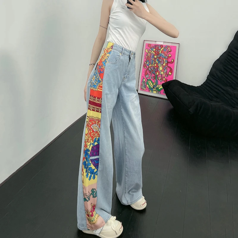 Early autumn new products left and right stitching silk scarf printed wide-leg trousers temperament high street straight jeans
Early autumn new products left and right stitching silk scarf printed wide-leg trousers temperament high street straight jeans