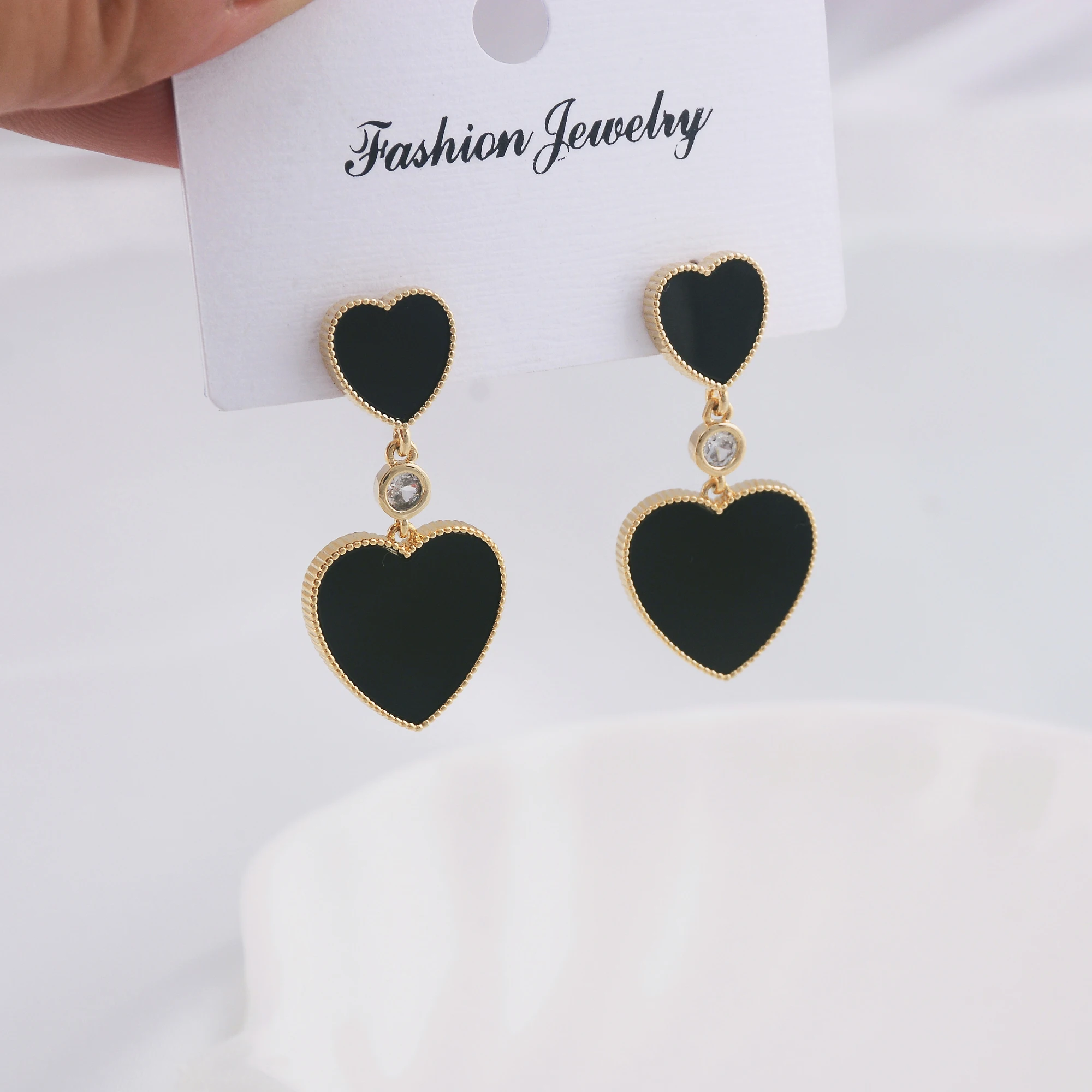 Korean Fashion Love Ear Acupuncture Hypoallergenic Heart-shaped Pendant Earrings For Women Trend All-match Jewelry Birthday Gift
Korean Fashion Love Ear Acupuncture Hypoallergenic Heart-shaped Pendant Earrings For Women Trend All-match Jewelry Birthday Gift