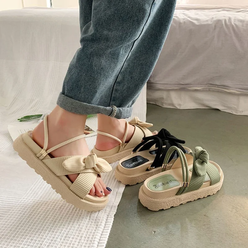 Two Wear Slipper Sandals Women Summer Outside Beach Cross Belt Shoes Platform Low Heel Comfortable Shallow Slides Female Zapatos
Two Wear Slipper Sandals Women Summer Outside Beach Cross Belt Shoes Platform Low Heel Comfortable Shallow Slides Female Zapatos