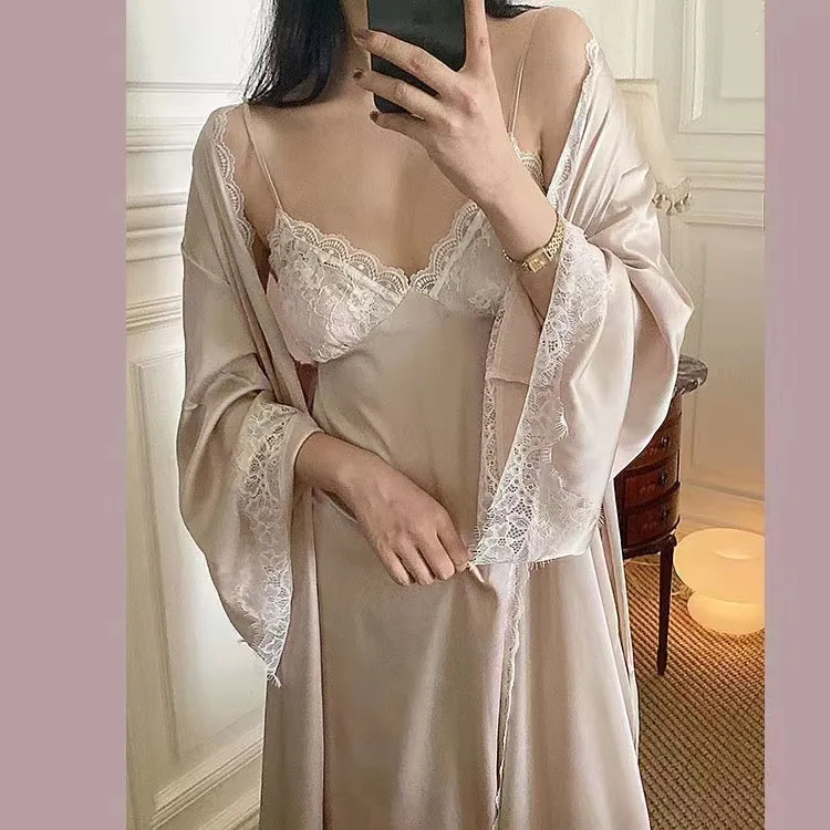 Lace Patchwork Bride Bridesmaid Wedding Robe Satin Robe Set For Women Sleepwear Bathrobe Sexy Nightdress Home Dressing Gown
Lace Patchwork Bride Bridesmaid Wedding Robe Satin Robe Set For Women Sleepwear Bathrobe Sexy Nightdress Home Dressing Gown