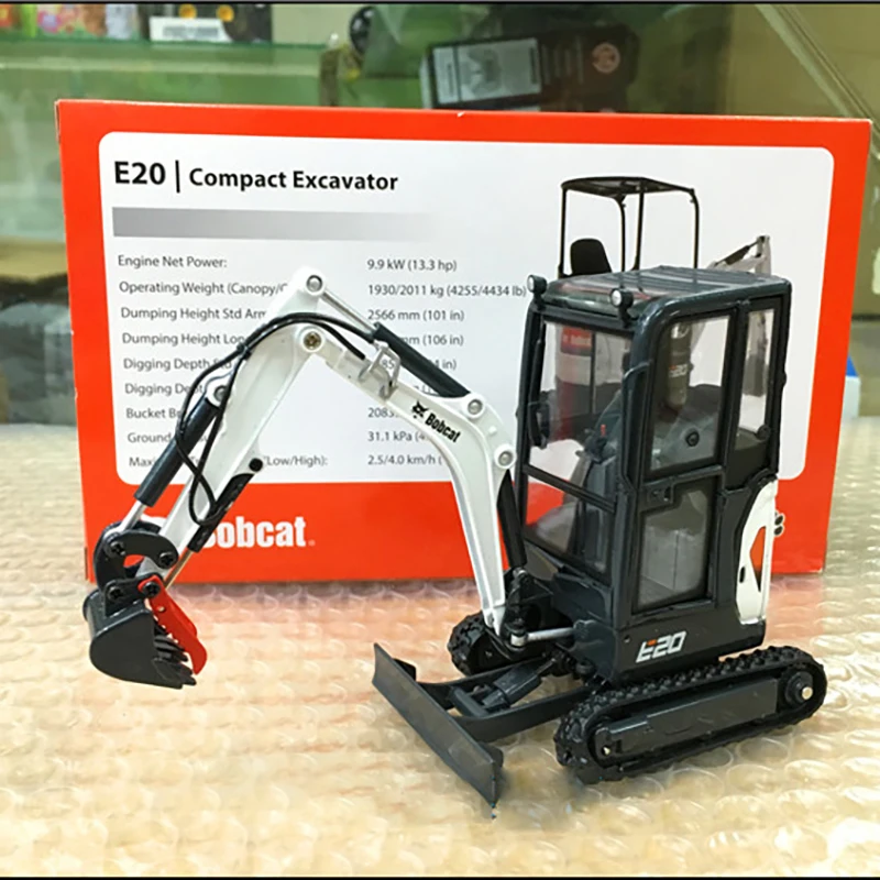 Diecast 1:25 Scale Bobcat E260 Bulldozer Excavator Alloy Engineering Vehicle Model Collection Souvenir Ornaments Display
Diecast 1:25 Scale Bobcat E260 Bulldozer Excavator Alloy Engineering Vehicle Model Collection Souvenir Ornaments Display
