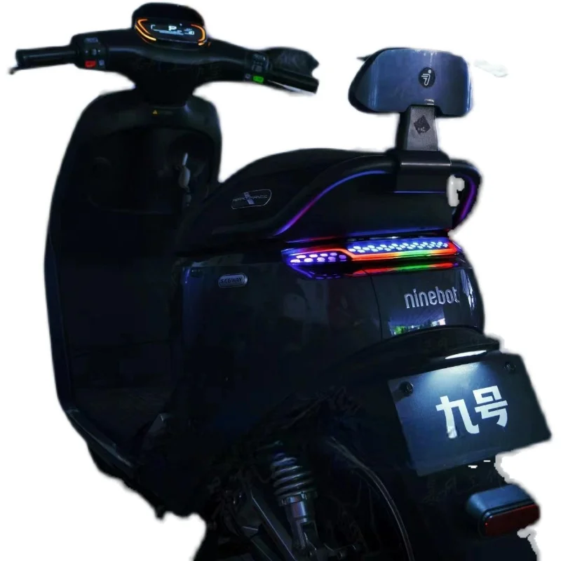 The rear taillight modification of No.9E series electric vehicle E80c/E100/E125/E200PApp is adjustable
The rear taillight modification of No.9E series electric vehicle E80c/E100/E125/E200PApp is adjustable