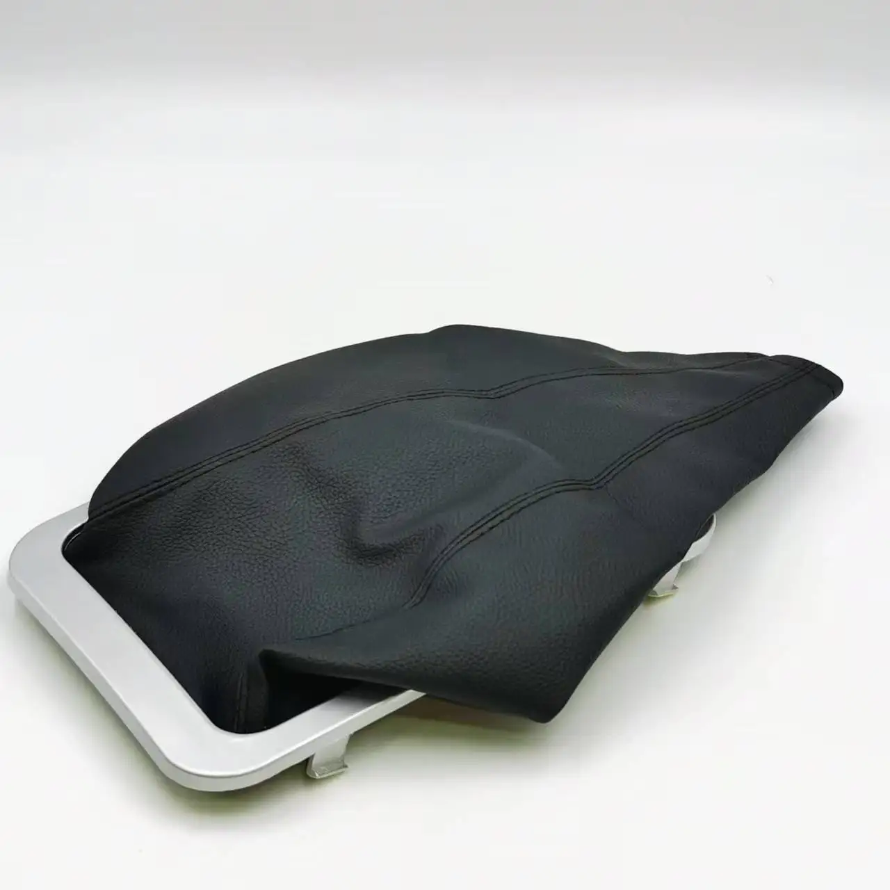 Shift Lever Dust Cover 1703950-0000 For Zx Auto Grandtiger High Quality
Shift Lever Dust Cover 1703950-0000 For Zx Auto Grandtiger High Quality