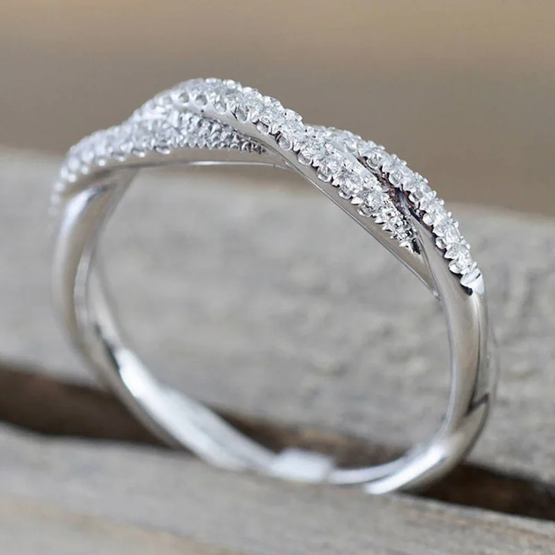 New Simple Trendy Silver Plated Cross Twine Rings For Women Shine White CZ Stone Fashion Jewelry Daily Wear Party Gift Ring
New Simple Trendy Silver Plated Cross Twine Rings For Women Shine White CZ Stone Fashion Jewelry Daily Wear Party Gift Ring
