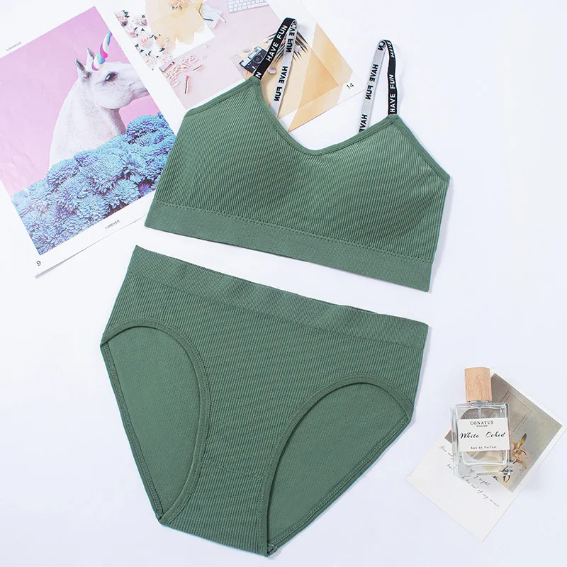 Women Sexy Underwear Set Erotic Lingerie Beautiful Back Ribbed Buckleless Bra and Brief Letter Shoulder Strap Underclothes
Women Sexy Underwear Set Erotic Lingerie Beautiful Back Ribbed Buckleless Bra and Brief Letter Shoulder Strap Underclothes