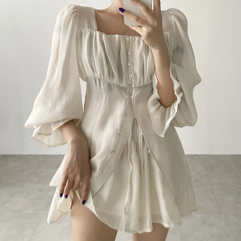 Clothland Women Chic Blouse Shorts Suit Flare Sleeve Single Breasted Shirt Mini Shorts Summer Casual Two Piece Set TZ941
Clothland Women Chic Blouse Shorts Suit Flare Sleeve Single Breasted Shirt Mini Shorts Summer Casual Two Piece Set TZ941