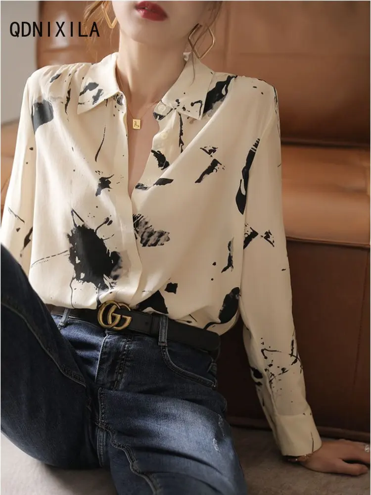 Fashion Woman Blouse 2023 Ink Wash Artistic Printing High End Women's Shirt High Imitation Silk Fine Elegant Blouses for Women
Fashion Woman Blouse 2023 Ink Wash Artistic Printing High End Women's Shirt High Imitation Silk Fine Elegant Blouses for Women