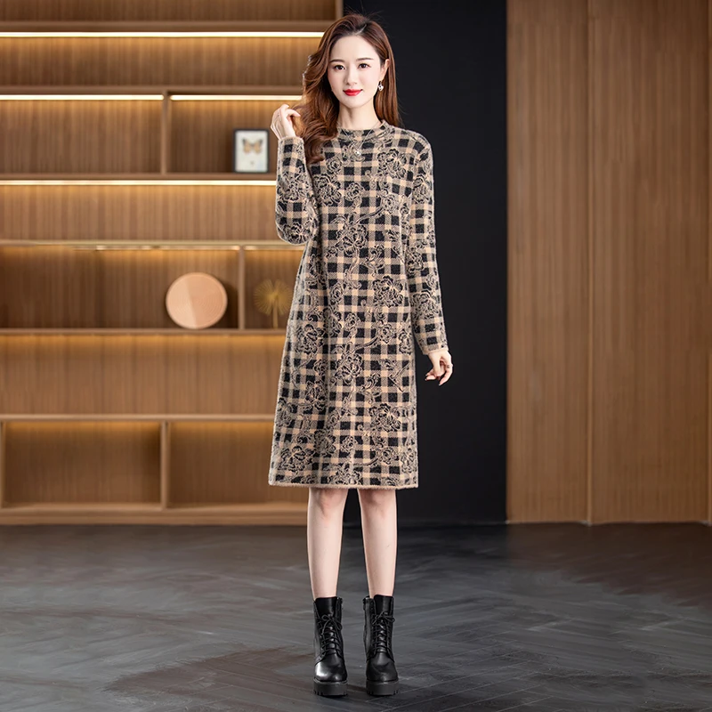 Floral Jacquard Mink Cashmere Sweater Dress Women Loose Autumn Winter Clothes 2023 New Thickened Long Bottoming Knitted Dresses
Floral Jacquard Mink Cashmere Sweater Dress Women Loose Autumn Winter Clothes 2023 New Thickened Long Bottoming Knitted Dresses