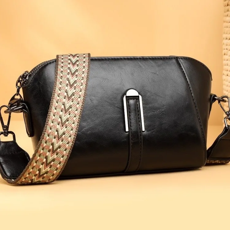 Casual Small Shoulder Bags for Women Luxury Designer Pu Leather Purses and Handbags Ladies High-quality Crossbody Messenger Bags 
Casual Small Shoulder Bags for Women Luxury Designer Pu Leather Purses and Handbags Ladies High-quality Crossbody Messenger Bags